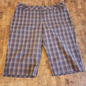 Express design studio Editor plaid shorts size 0. Casual,weekend, vacation.